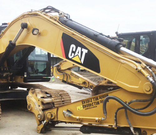 Hydraulink customisation extends versatility of workhorse CAT machinery